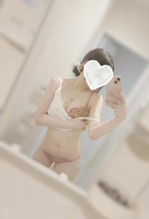 ミラーセルフィ！･･･鏡越しShot！！